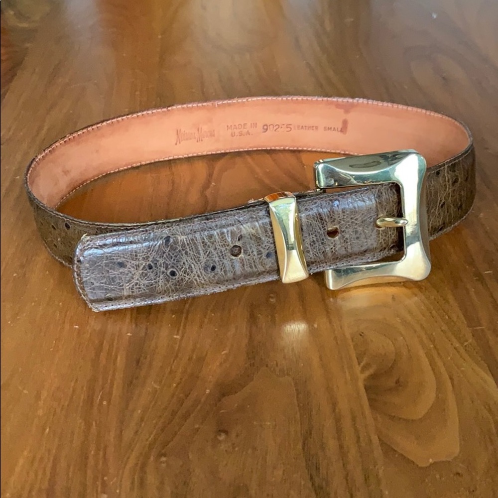 Neiman Marcus Brown leather belt